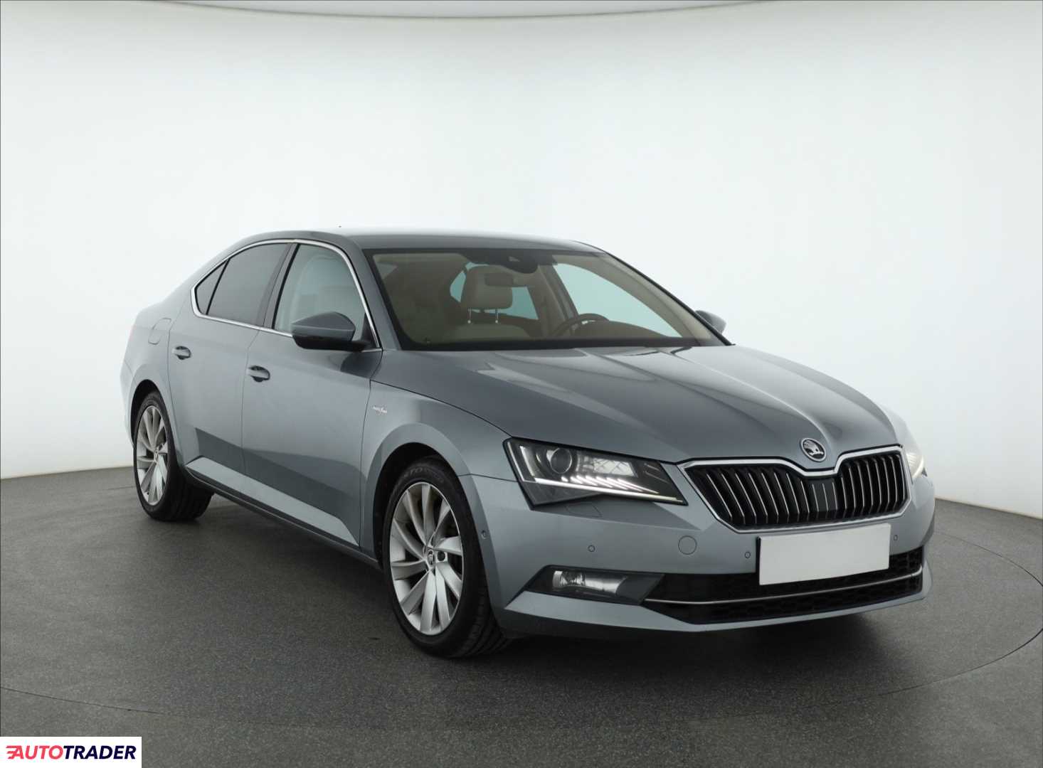 Skoda Superb 2.0 276 KM 2016r. (Piaseczno)