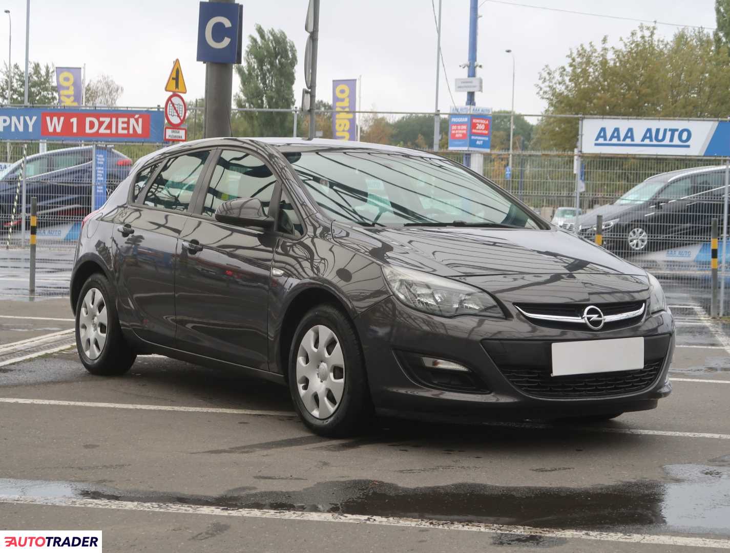 Opel Astra 2014 1.6 113 KM