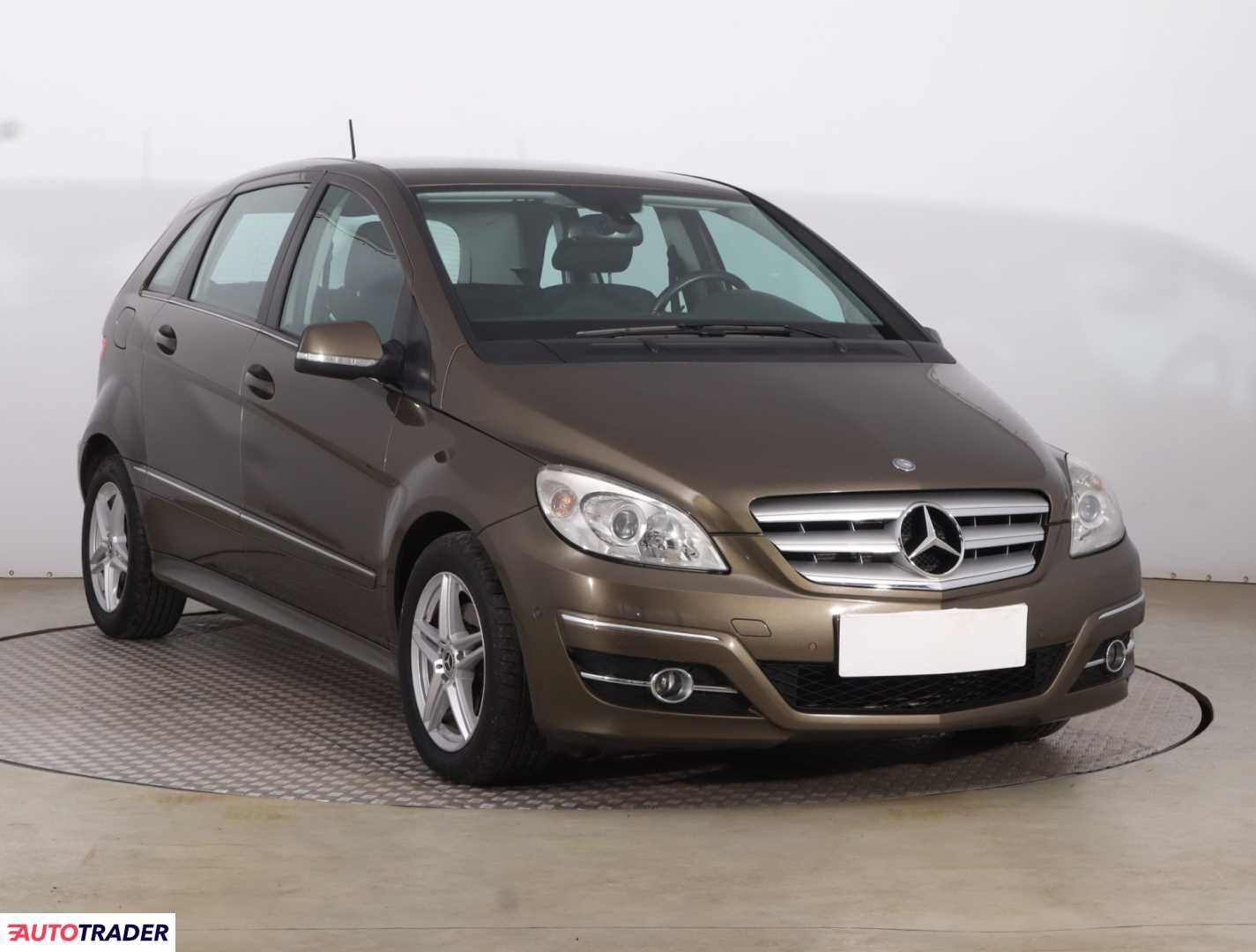 Mercedes B-klasa 2011 2.0 107 KM