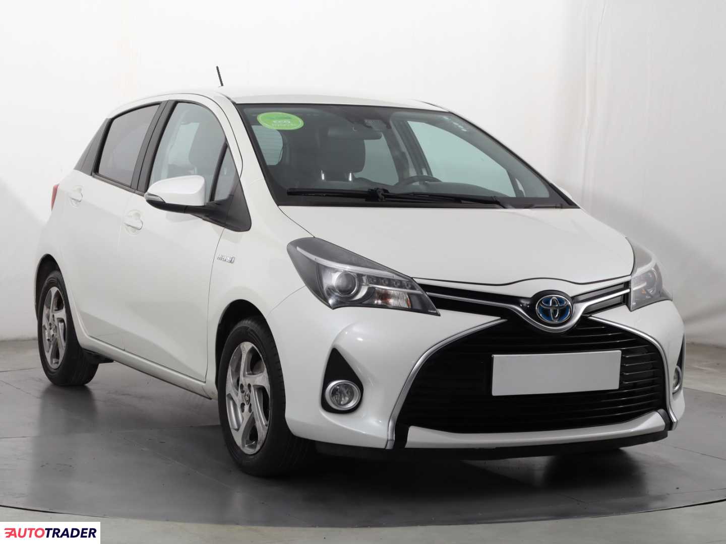 Toyota Yaris 2015 1.5 99 KM Toyota Yaris 2015 1.5 99 KM