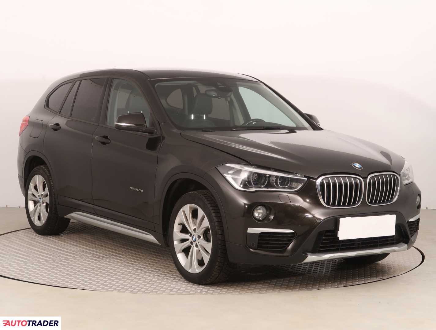 BMW X1 2.0 187 KM 2016r. (Piaseczno)