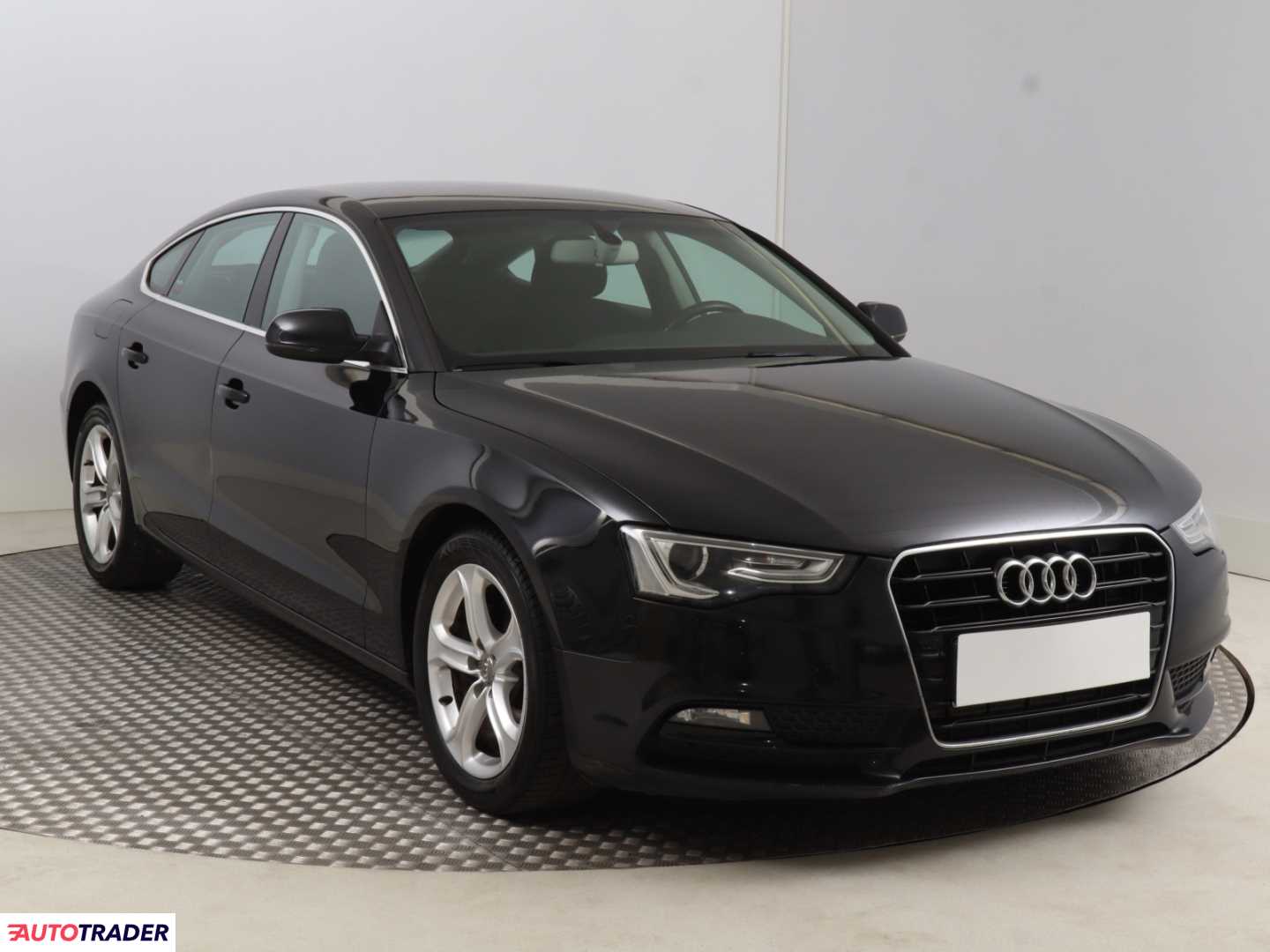 Audi A5 2013 2.0 174 KM