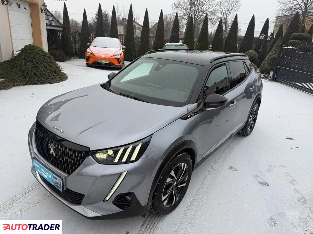 Peugeot 2008 2021 1.2 130 KM