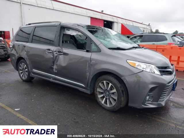 Toyota Sienna 3.0 benzyna 2018r. (PORTLAND)