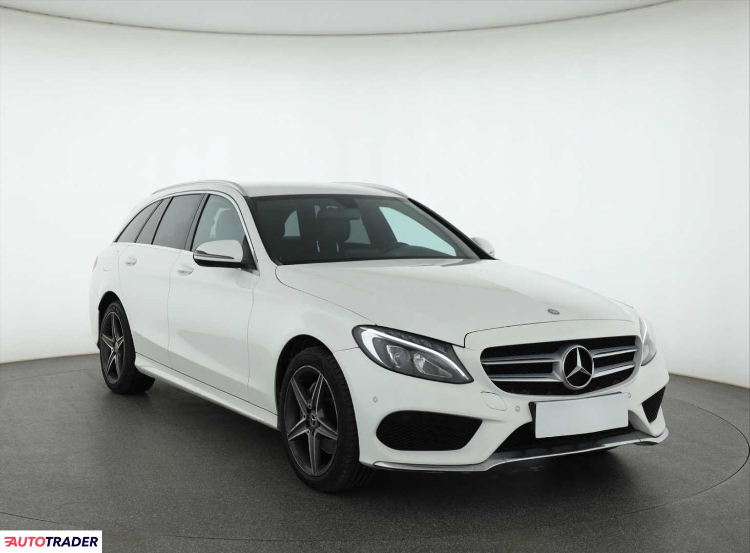 Mercedes C-klasa 2017 2.0 181 KM