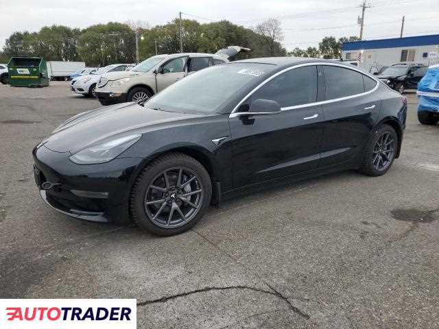 Tesla Model 3 2019