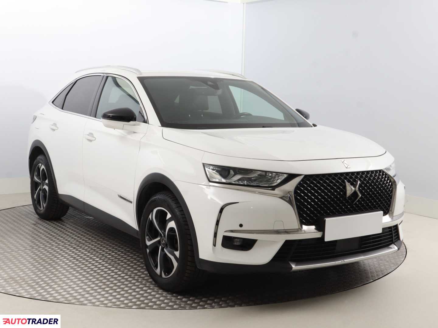 DS DS7 2018 1.6 221 KM