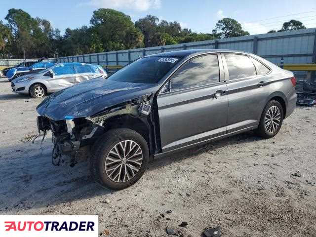 Volkswagen Jetta 2019 1