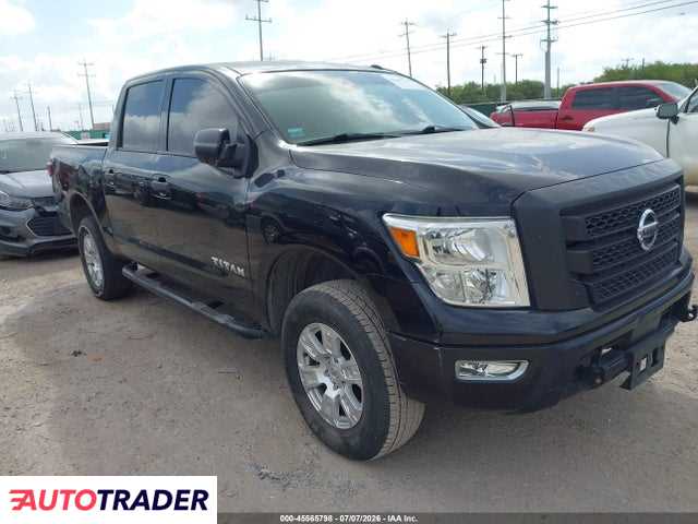 Nissan Titan 2020 5