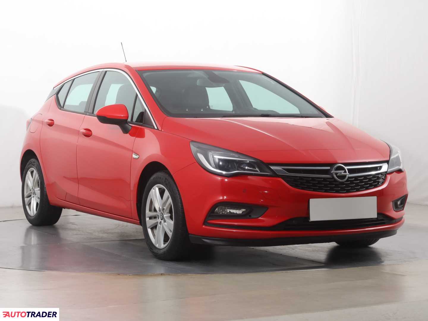 Opel Astra 2018 1.4 123 KM