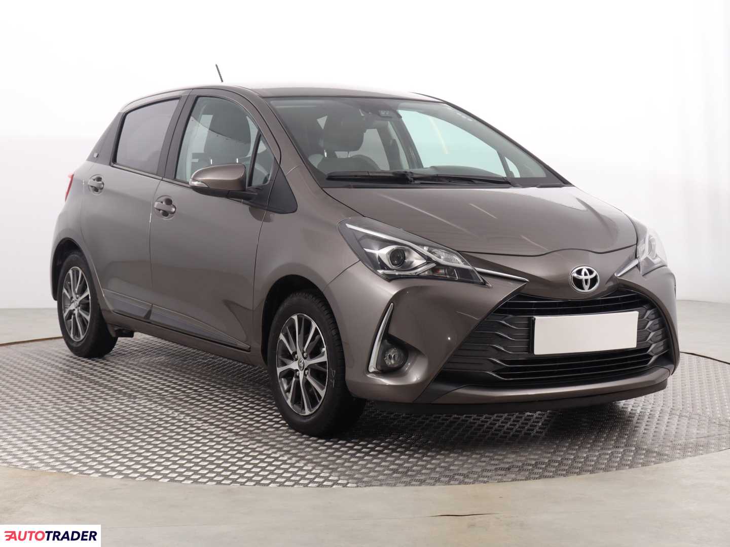 Toyota Yaris 1.5 109 KM 2020r. (Piaseczno)