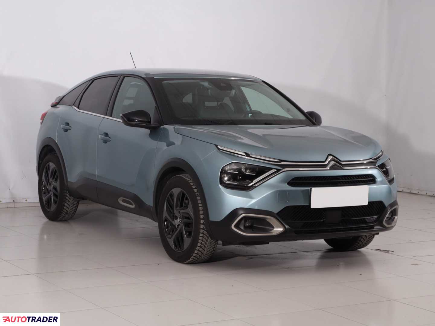 Citroen C4 2021 1.2 128 KM