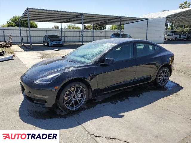 Tesla Model 3 2023
