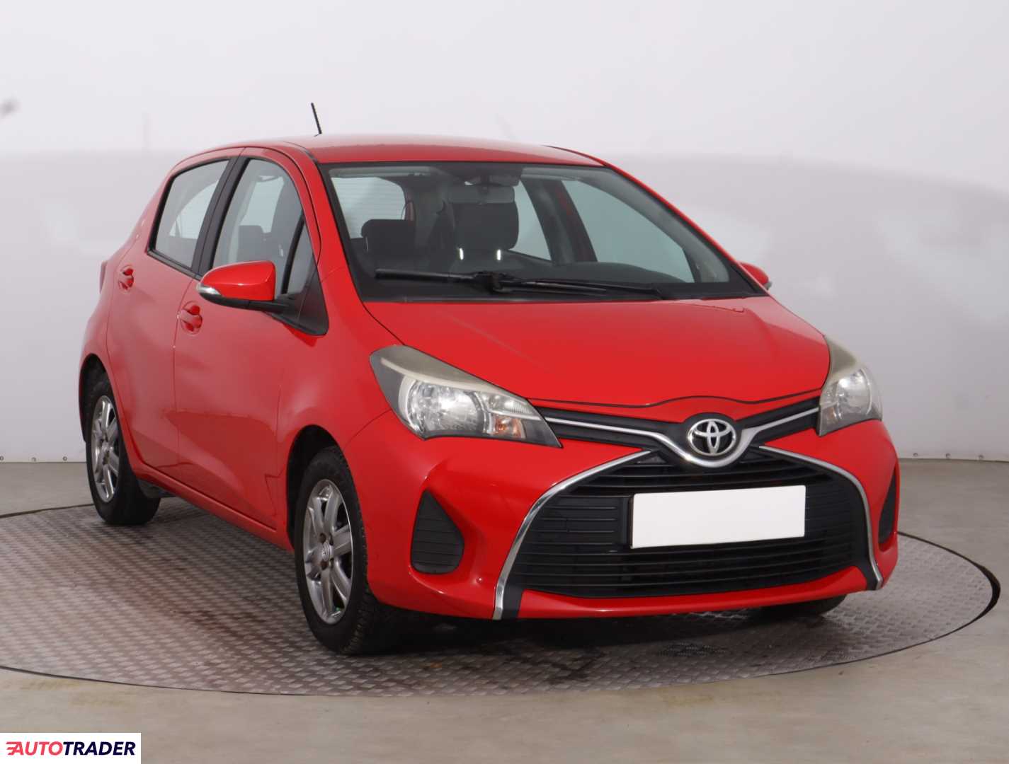 Toyota Yaris 2014 1.0 68 KM