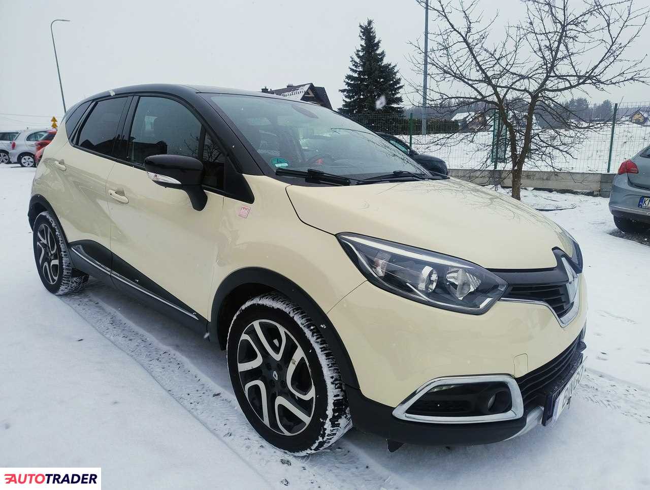 Renault Captur 2015 1.2 120 KM