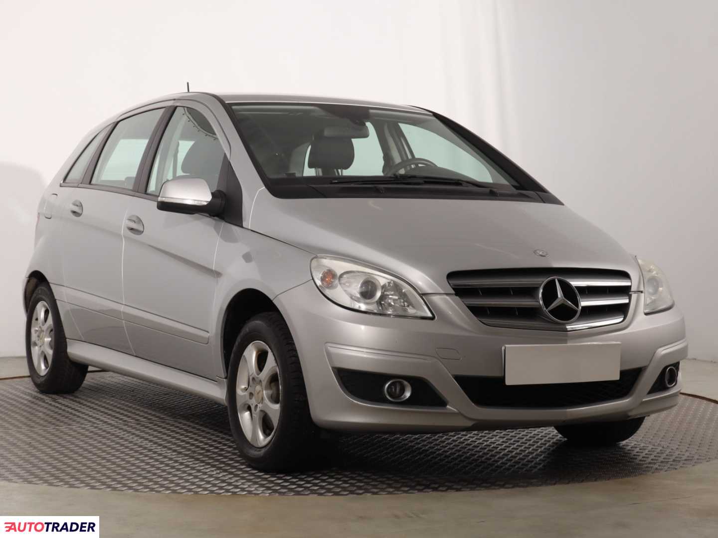 Mercedes B-klasa 2009 1.5 93 KM