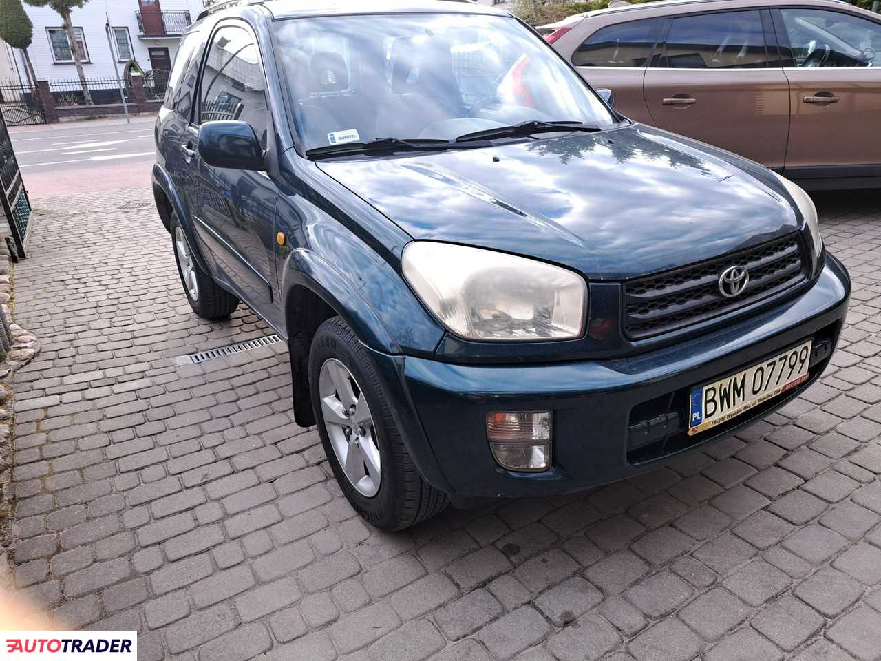 Toyota RAV 4 2000 2.0 150 KM