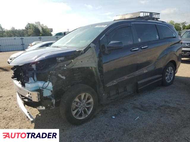 Toyota Sienna 2024 2