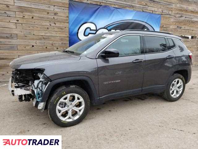 Jeep Compass 2.0 benzyna 2024r. (BLAINE)