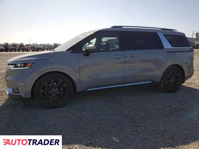 Kia Carnival 2022 3 Kia Carnival 2022 3