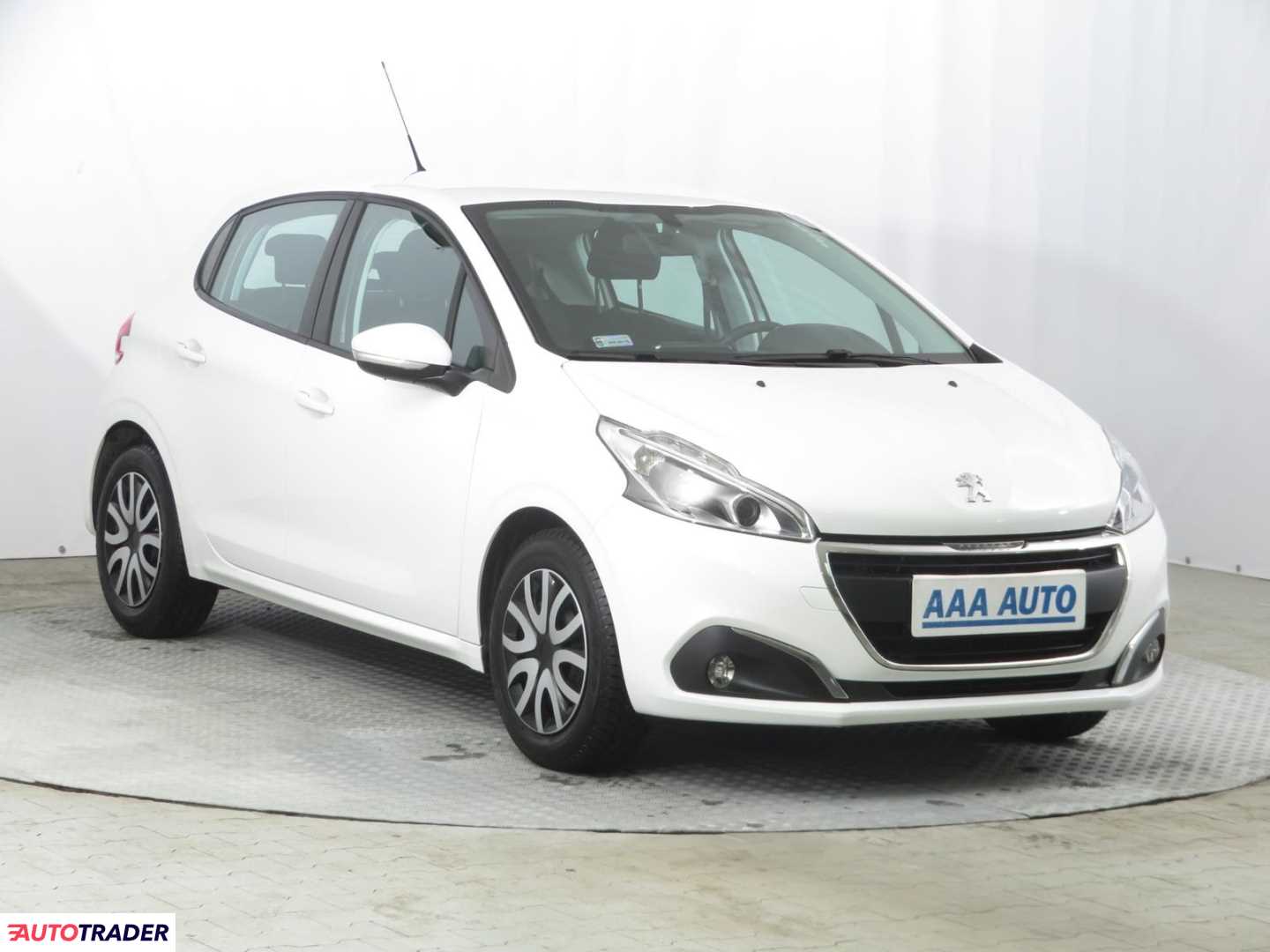 Peugeot 208 2017 1.2 80 KM Peugeot 208 2017 1.2 80 KM