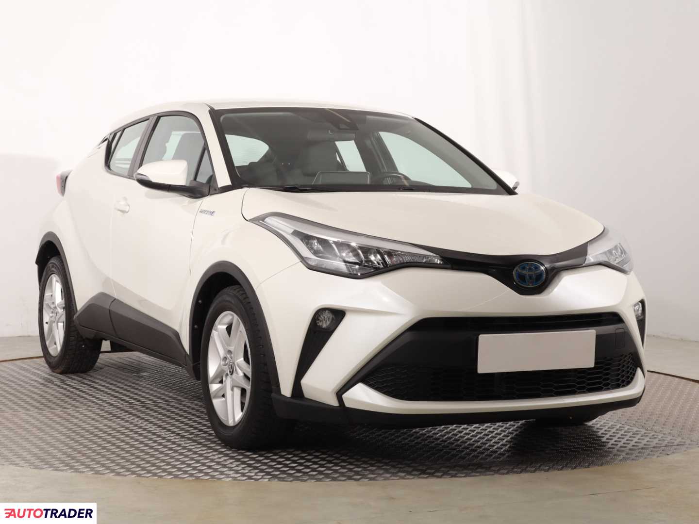 Toyota C-HR 2019 1.8 120 KM