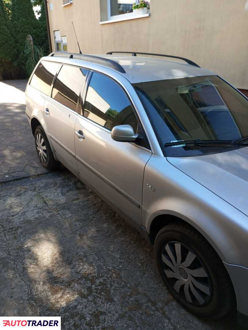 Volkswagen Passat 2003 1.9 130 KM