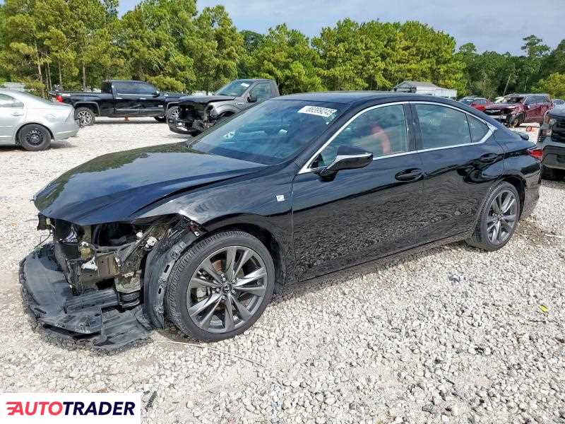 Lexus ES 2019 3