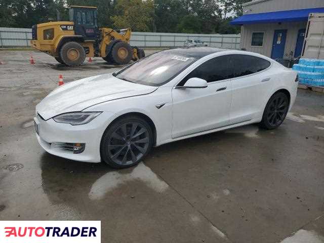 Tesla Model S 2020 Tesla Model S 2020