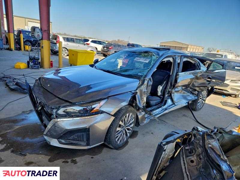 Nissan Altima 2023 2