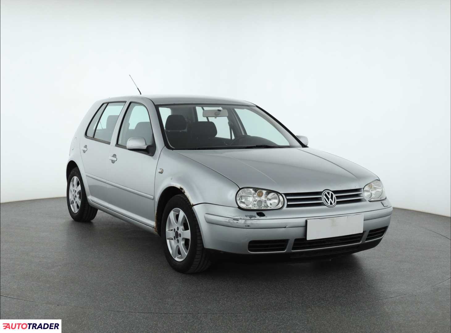 Volkswagen Golf 2002 1.6 108 KM