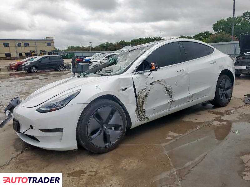 Tesla Model 3 2019