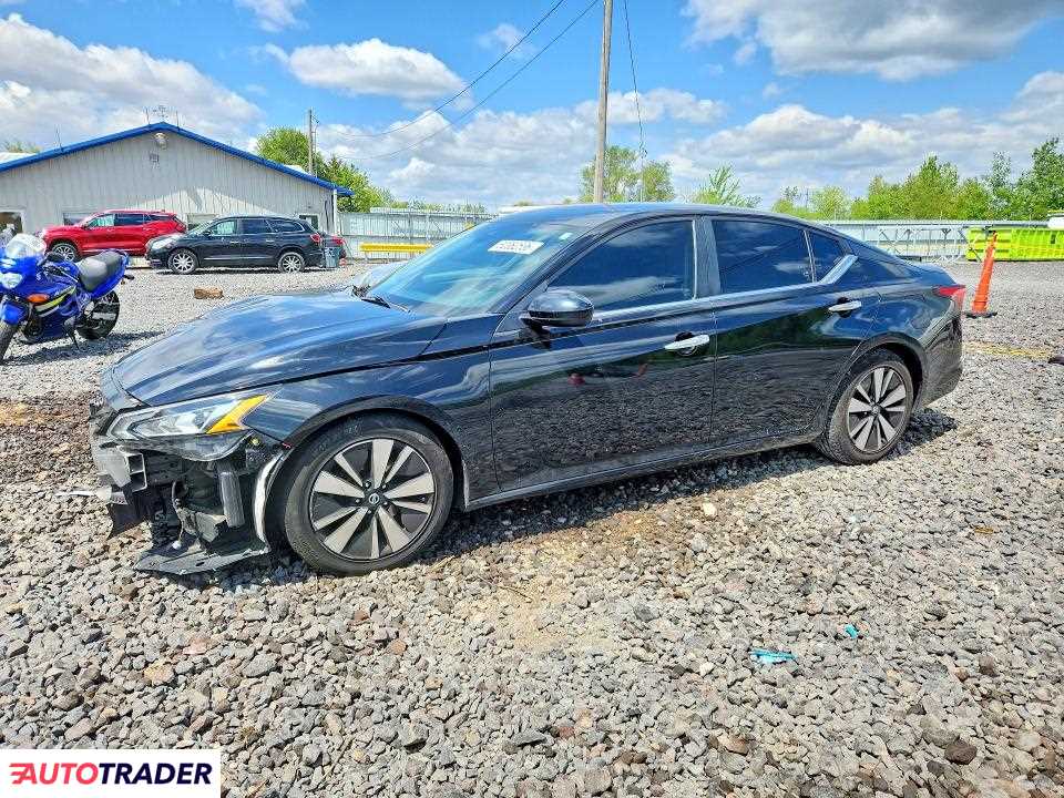 Nissan Altima 2021 2