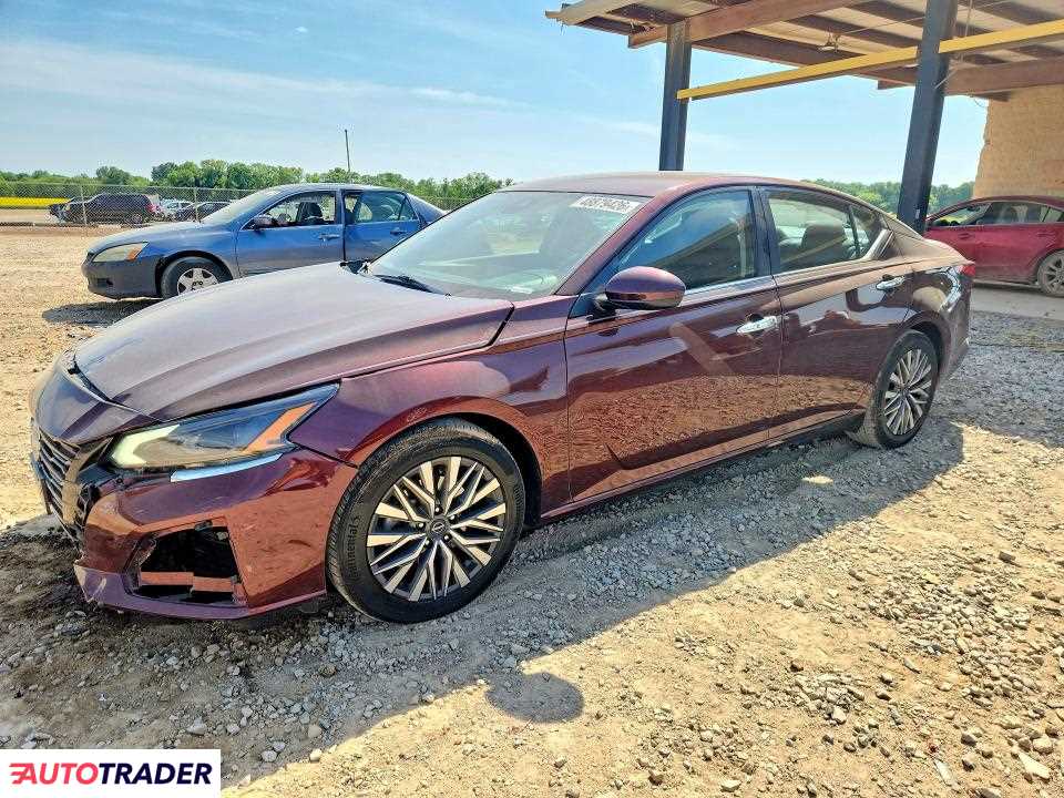 Nissan Altima 2023 2