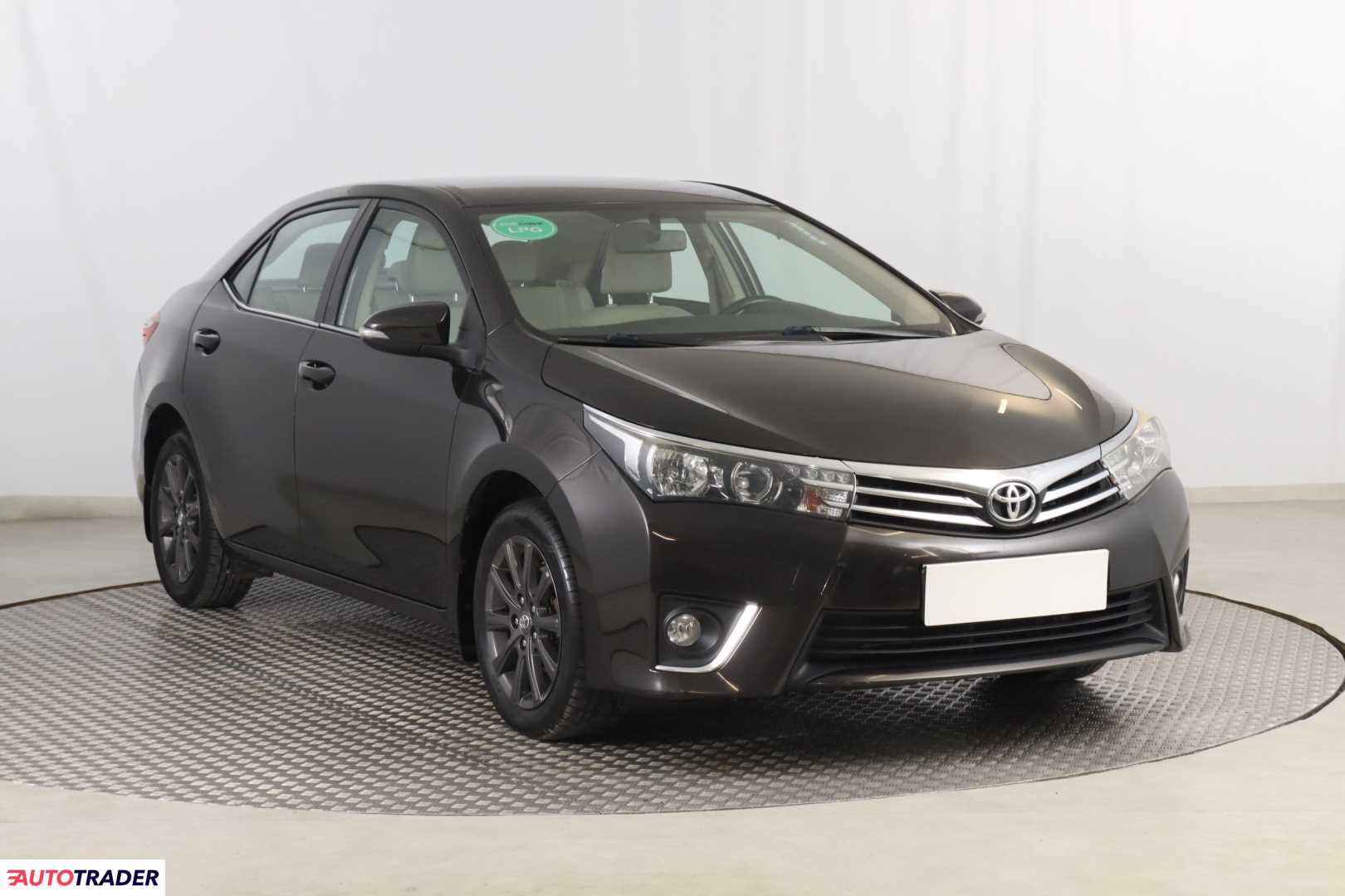Toyota Corolla 2015 1.6 130 KM Toyota Corolla 2015 1.6 130 KM