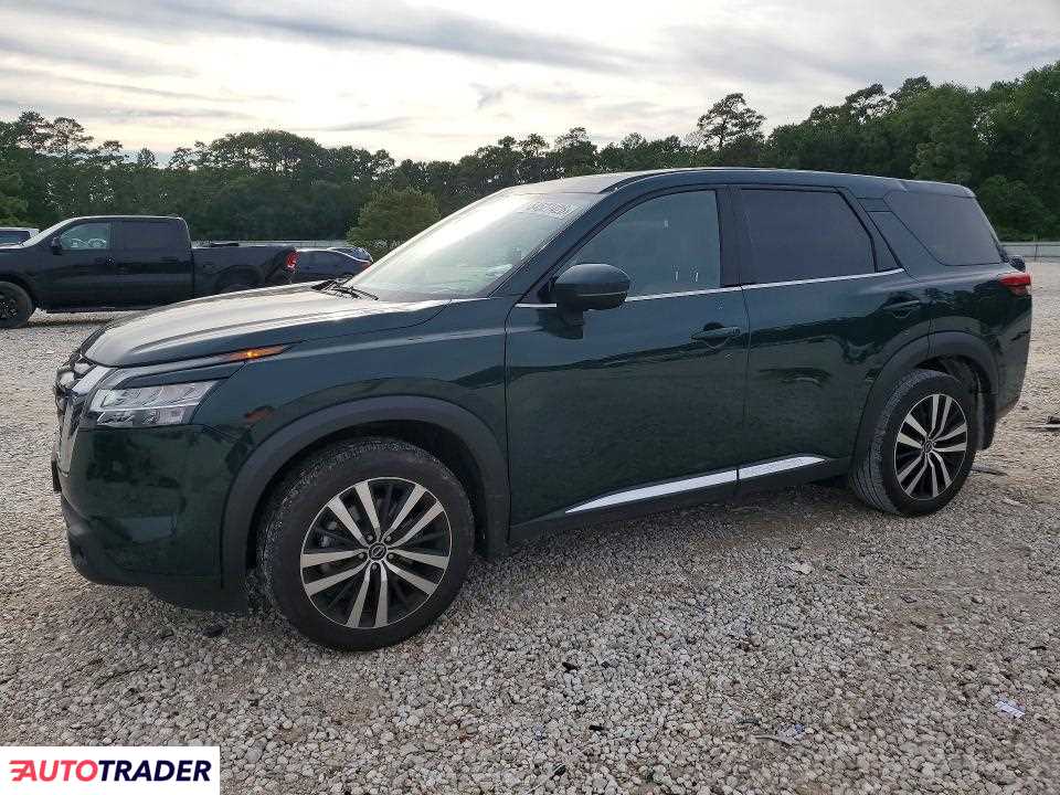 Nissan Pathfinder 2024 3