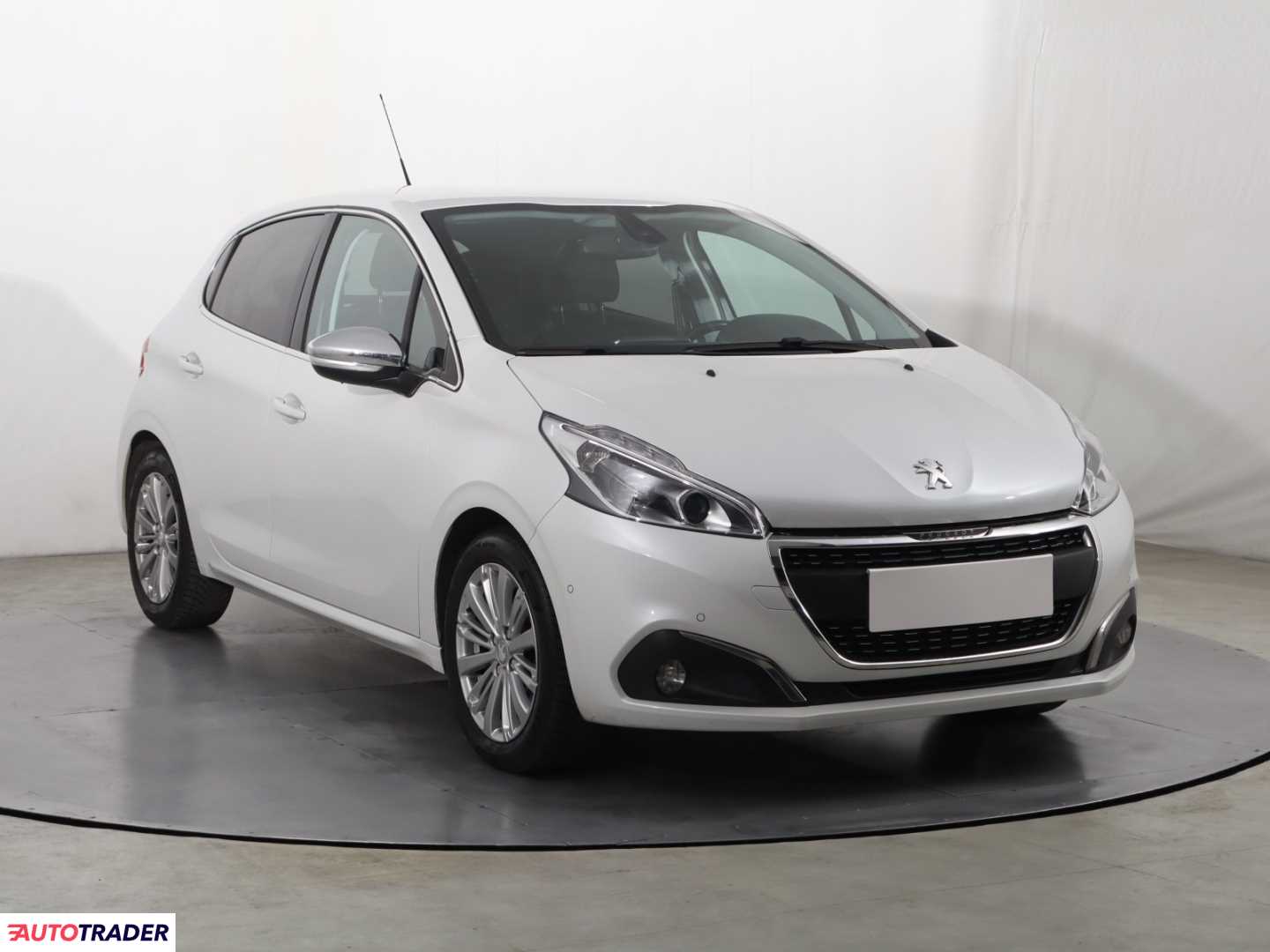 Peugeot 208 2018 1.2 108 KM