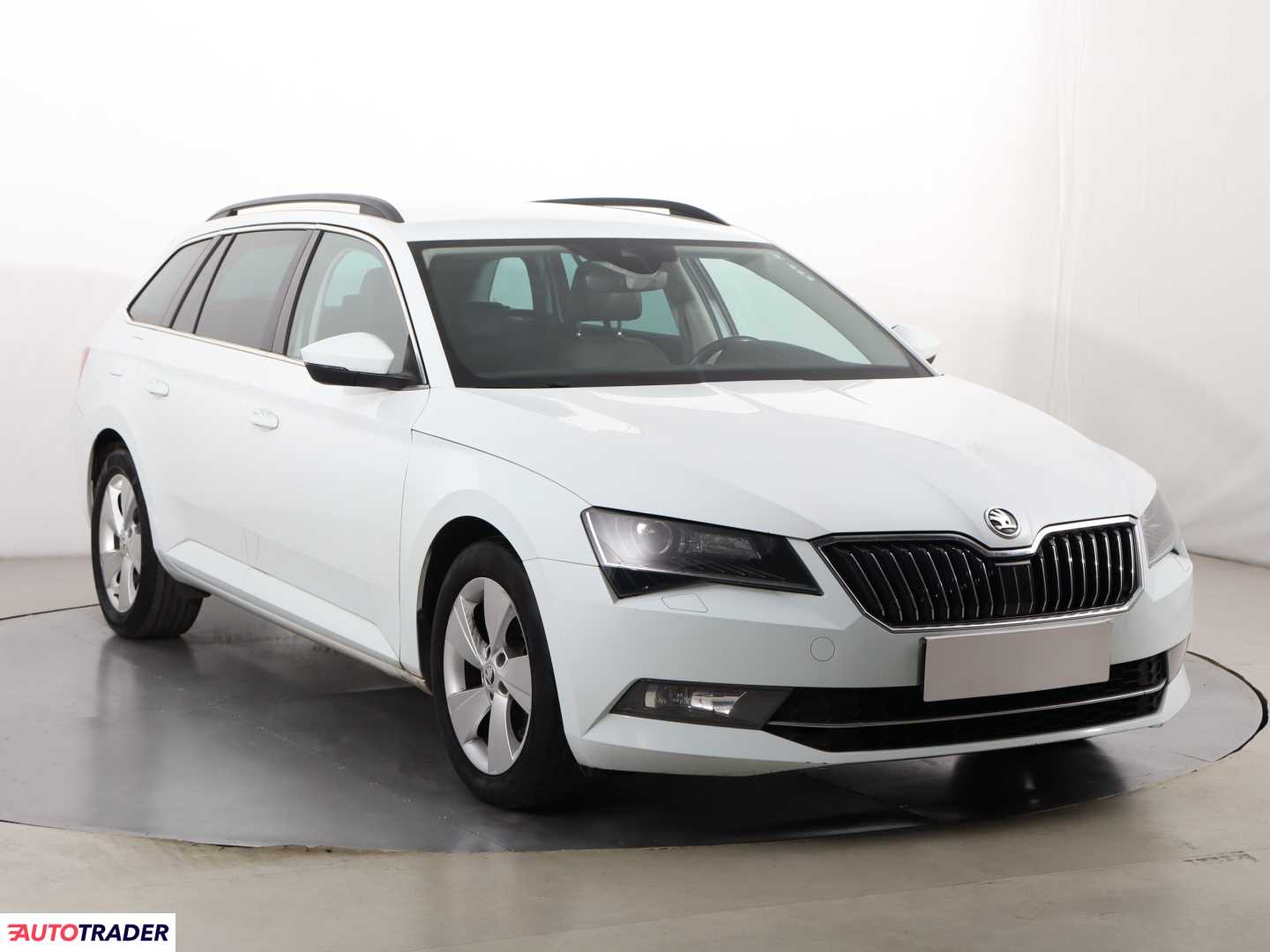 Skoda Superb 2.0 187 KM 2016r. (Piaseczno)