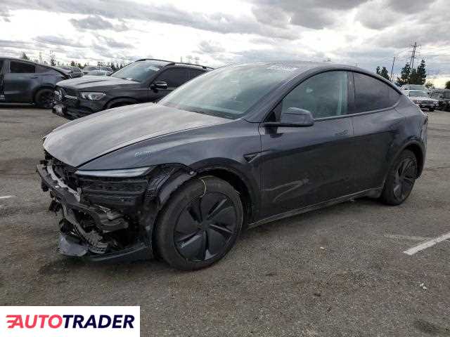 Tesla Model Y 2026