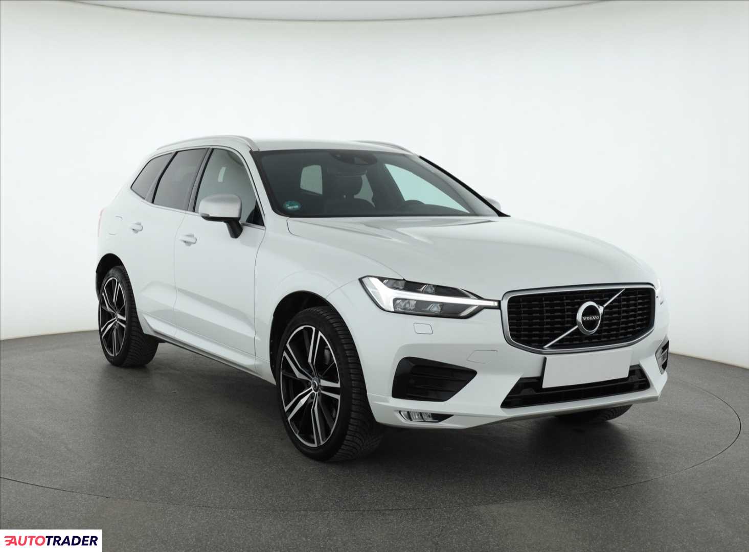 Volvo XC60 2018 2.0 231 KM