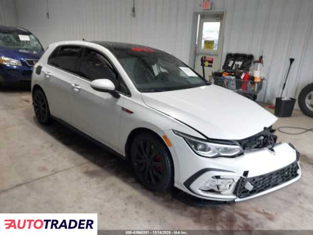 Volkswagen Golf 2023 2