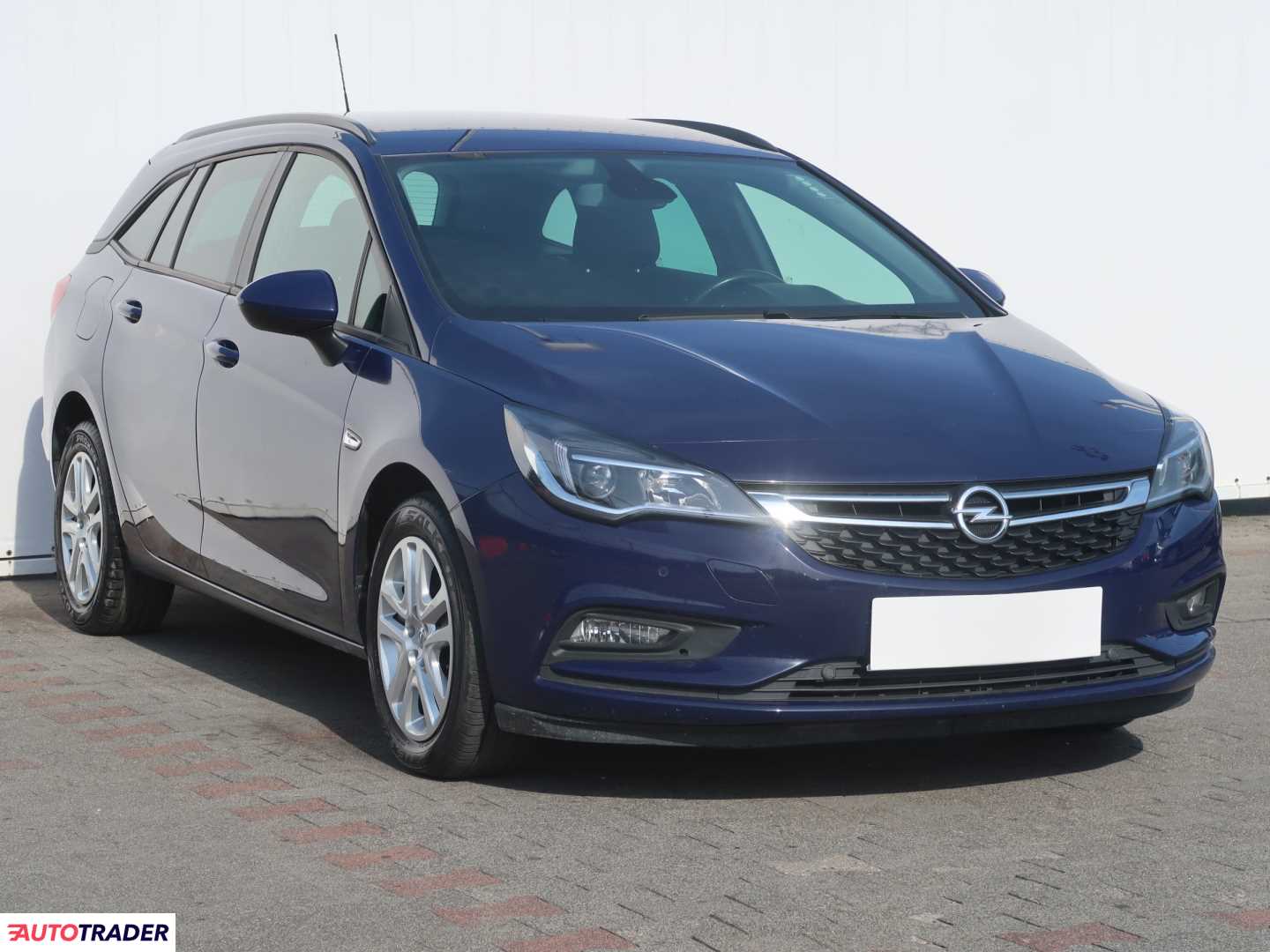 Opel Astra 2017 1.6 108 KM