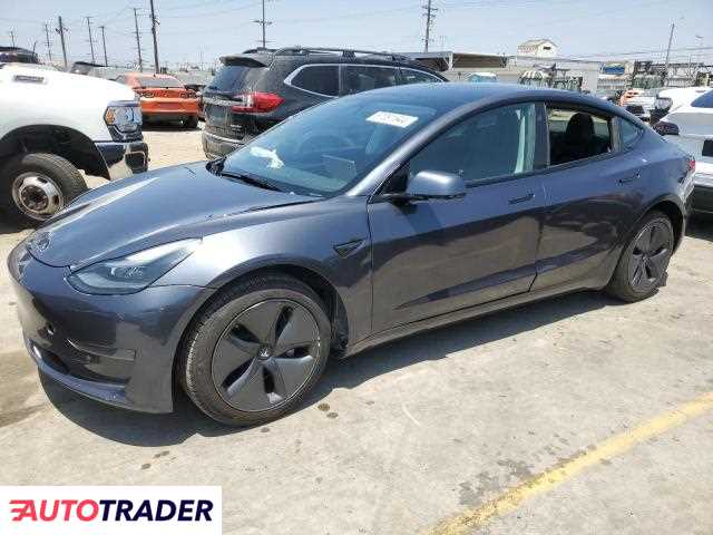 Tesla Model 3 2023