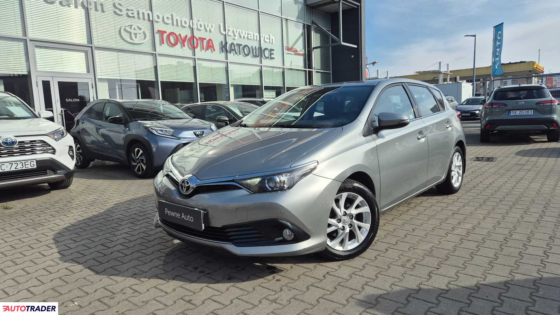 Toyota Auris 2017 1.6 132 KM