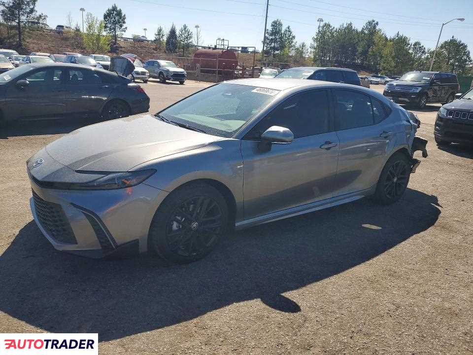Toyota Camry 2025