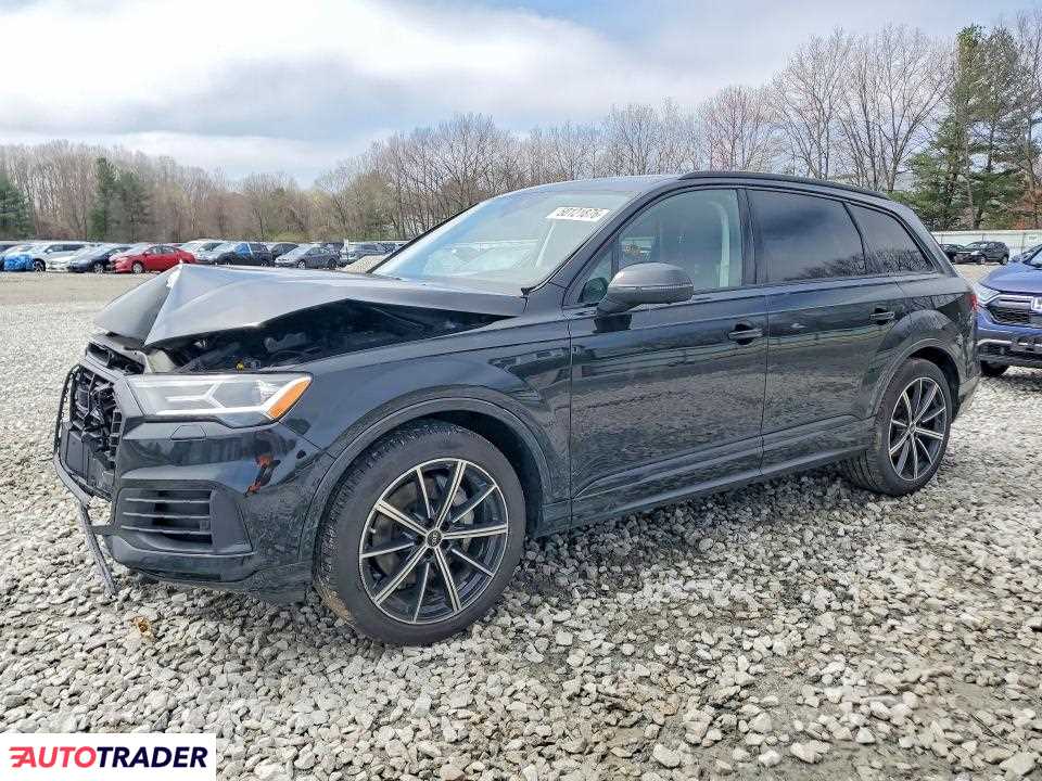 Audi Q7 2022 3