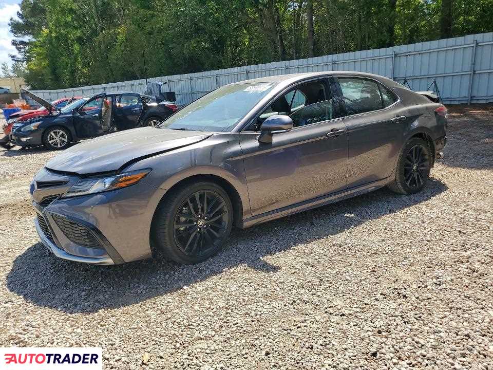 Toyota Camry 2024