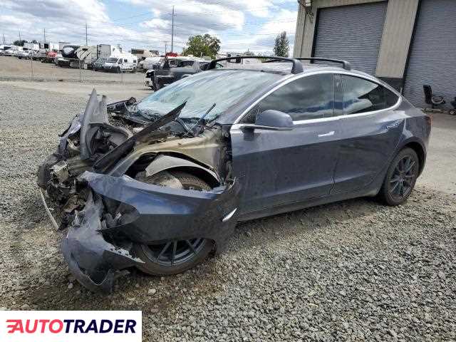 Tesla Model 3 2019 Tesla Model 3 2019