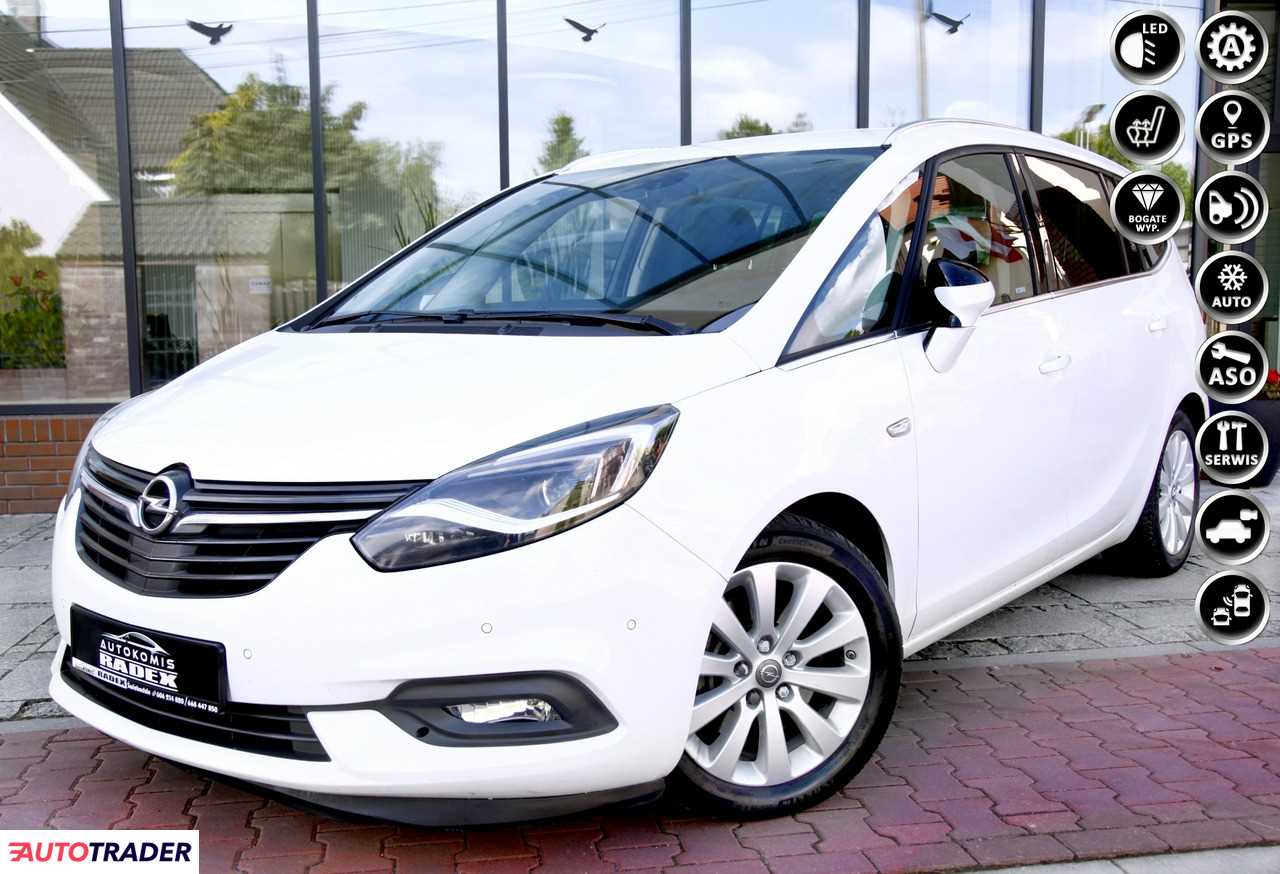 Opel Zafira 2017 2.0 170 KM