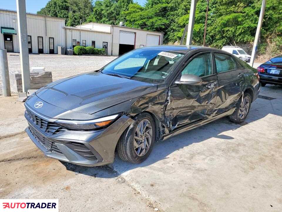 Hyundai Elantra 2024 2